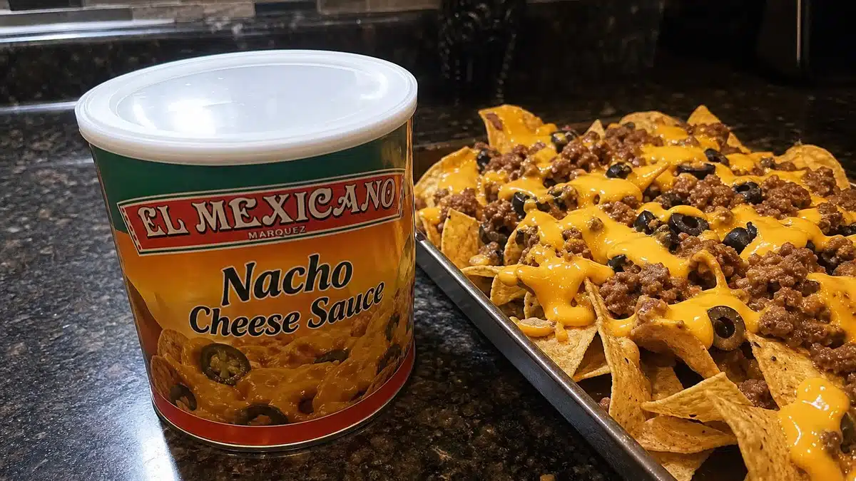 AI product-style photo of El Mexicano Nacho Cheese Sauce for best canned cheese for nachos