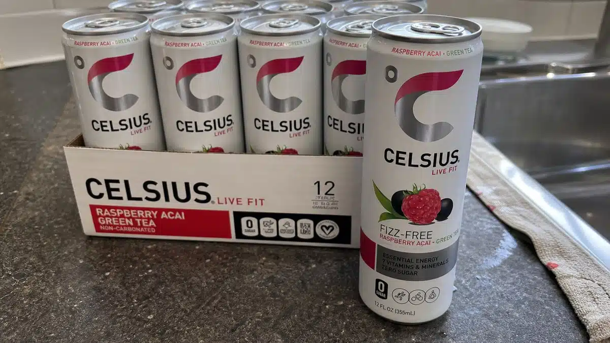 AI product-style photo of CELSIUS Fizz Free Raspberry Acai Green Tea for best celsius flavor